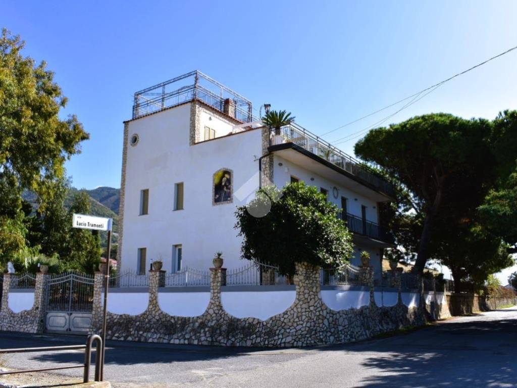 appartamento in vendita a Paola