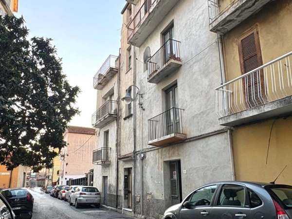 appartamento in vendita a Paola