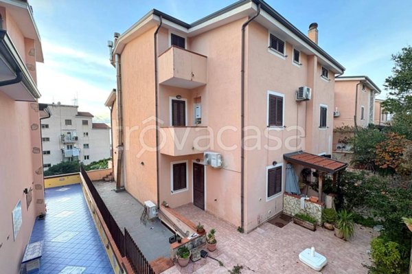 casa indipendente in vendita a Paola