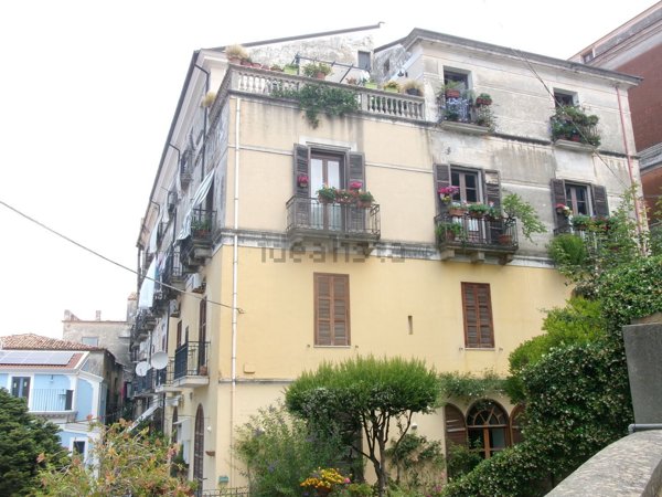 appartamento in vendita a Paola