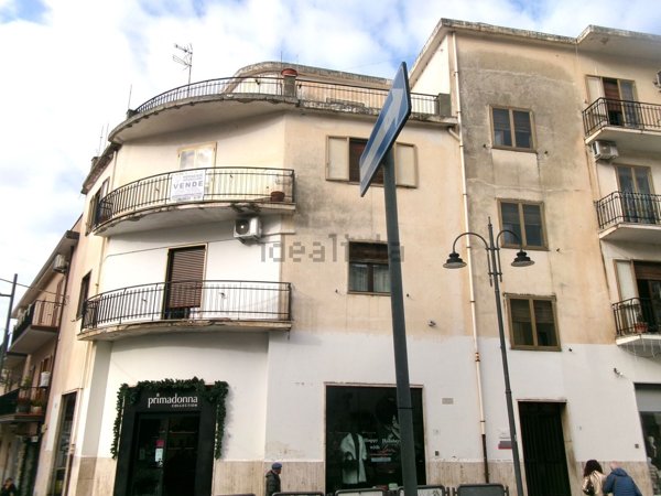 appartamento in vendita a Paola