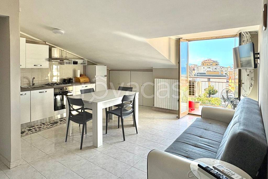 appartamento in vendita a Paola