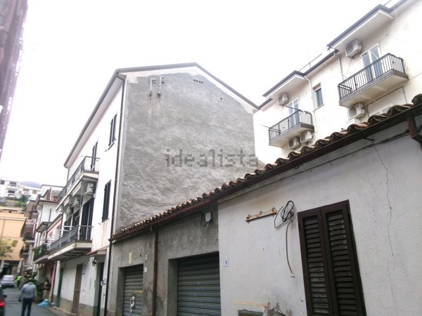 appartamento in vendita a Paola