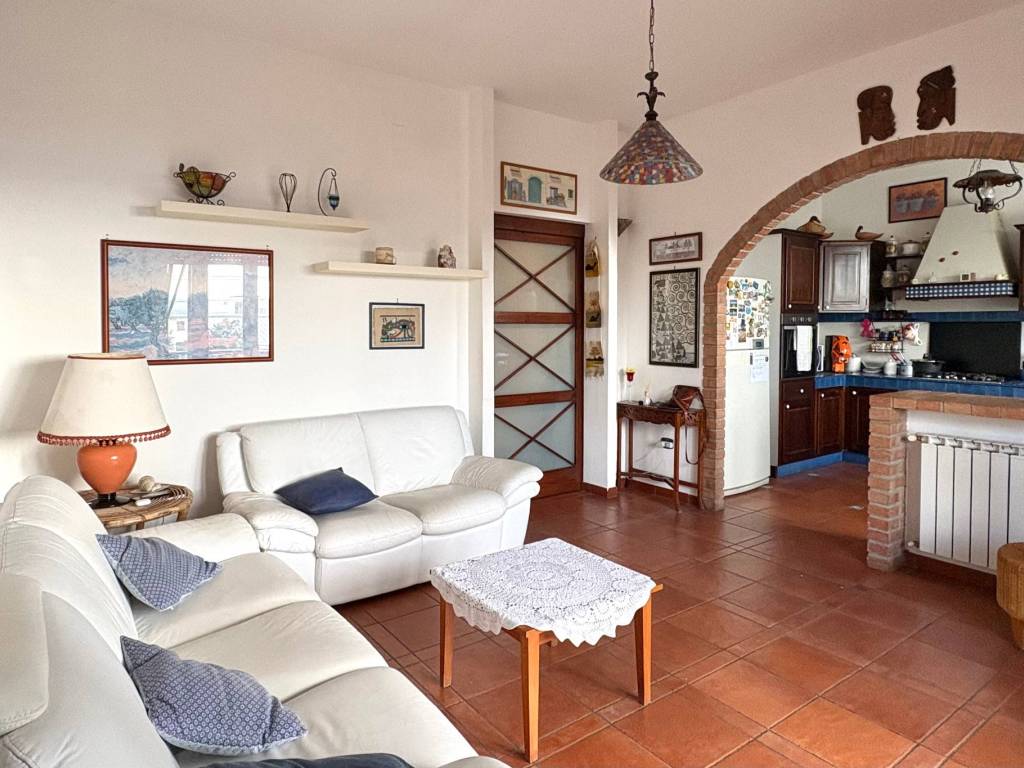 appartamento in vendita a Paola