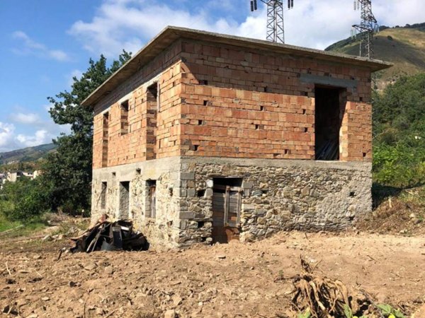 casa indipendente in vendita a Paola