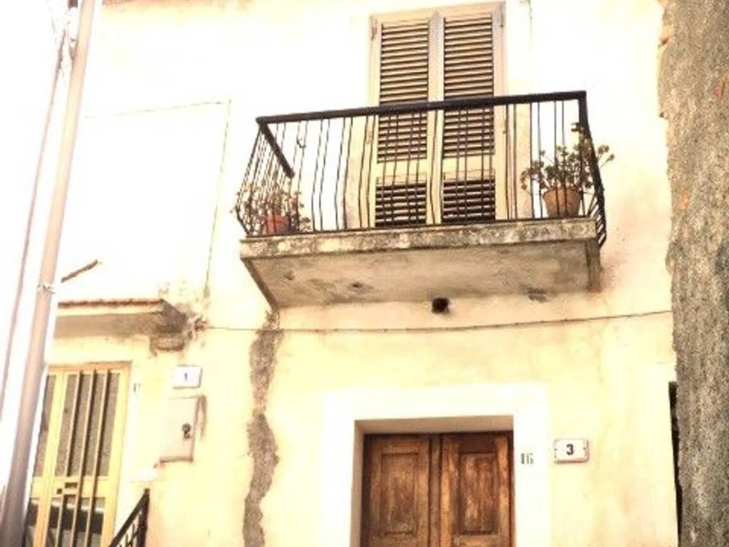 appartamento in vendita a Paola