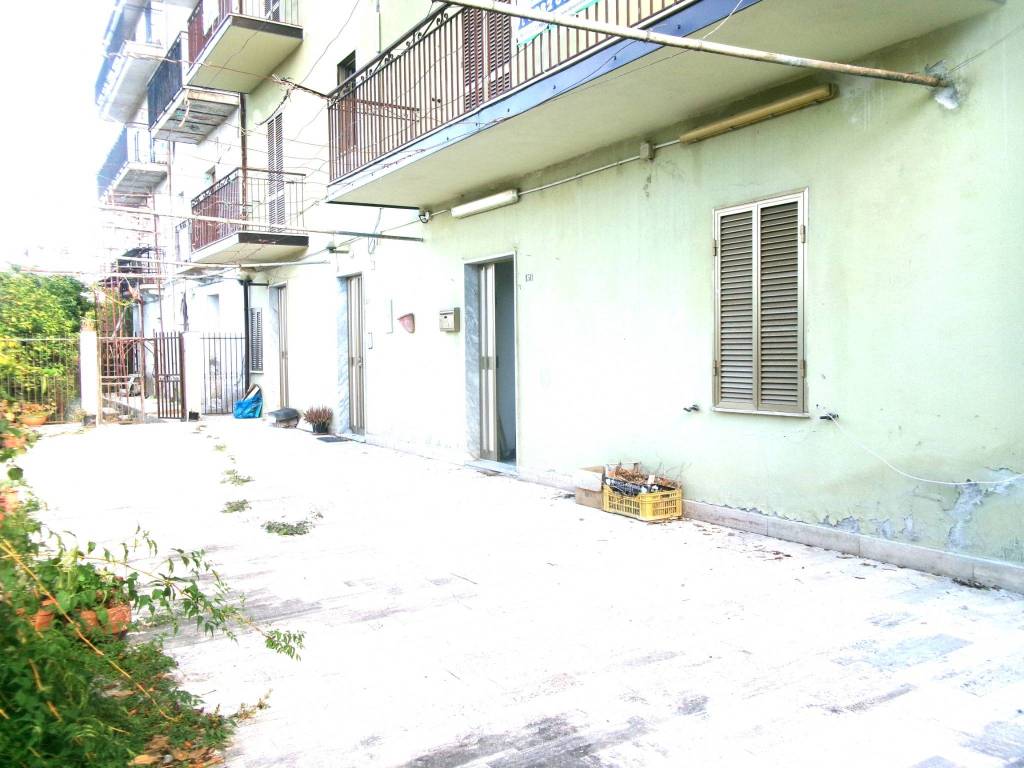 appartamento in vendita a Paola