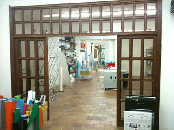 locale di sgombero in vendita a Paola