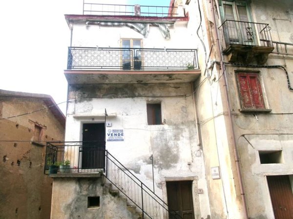 appartamento in vendita a Paola