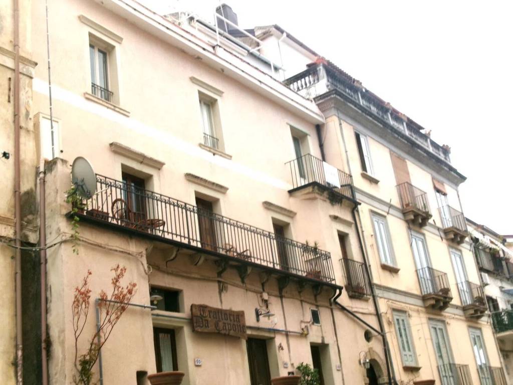 appartamento in vendita a Paola