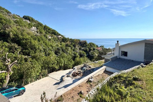casa indipendente in vendita a Paola