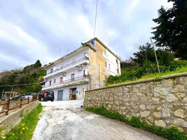 appartamento in vendita a Paola