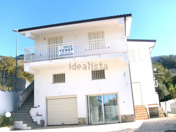 casa indipendente in vendita a Paola