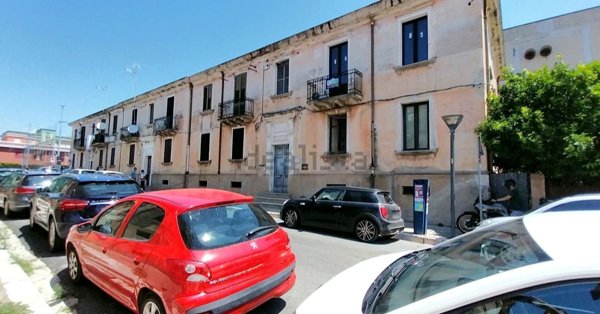 appartamento in vendita a Paola
