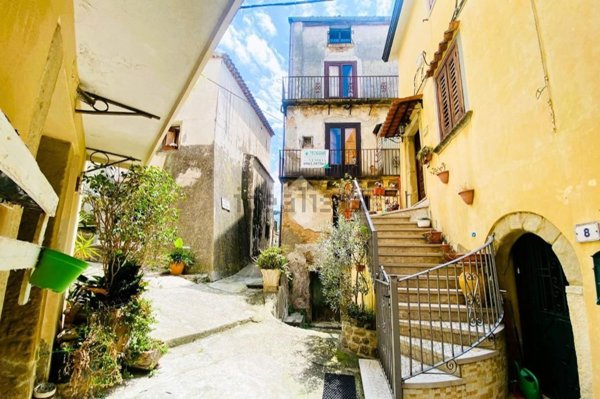 casa semindipendente in vendita a Paola