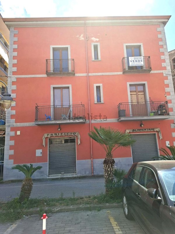 appartamento in vendita a Paola