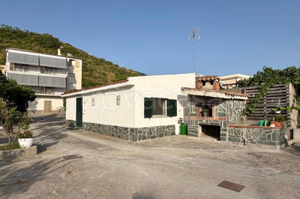 casa indipendente in vendita a Paola