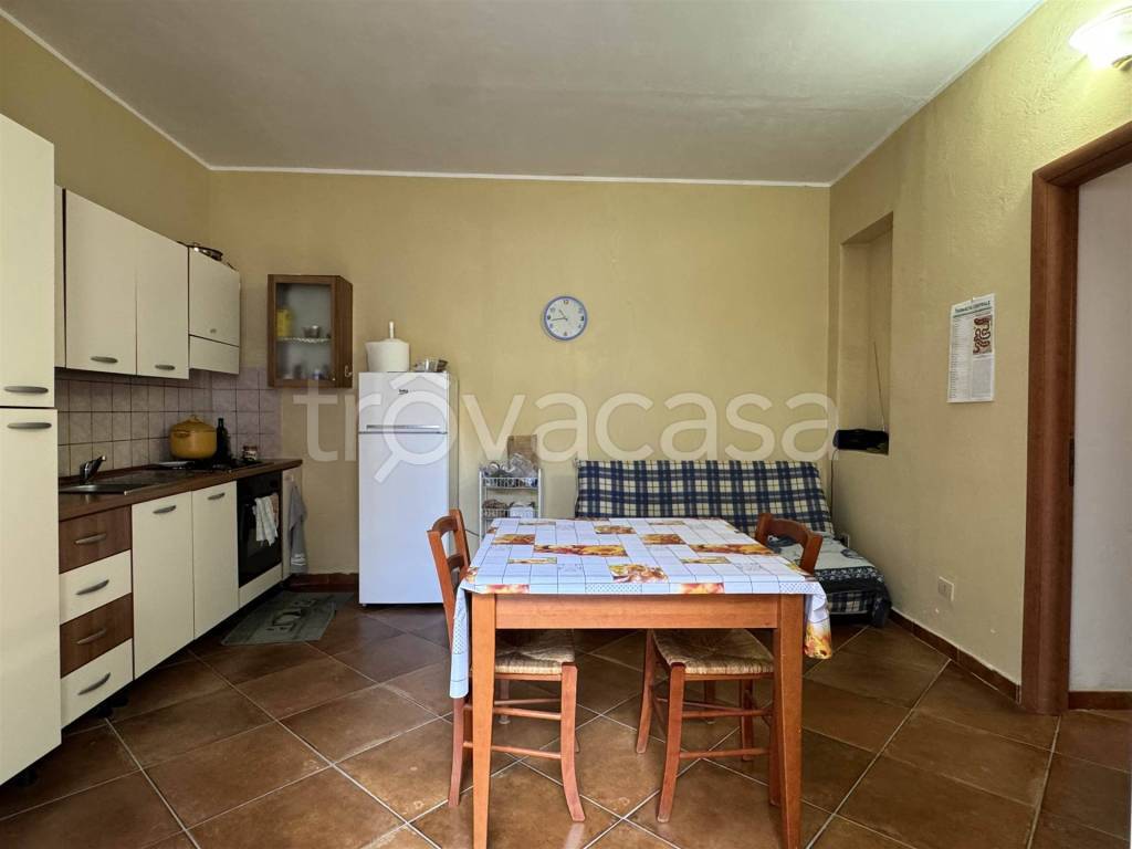appartamento in vendita a Paola