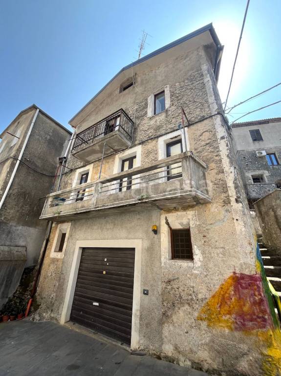 appartamento in vendita a Papasidero in zona Nuppolara