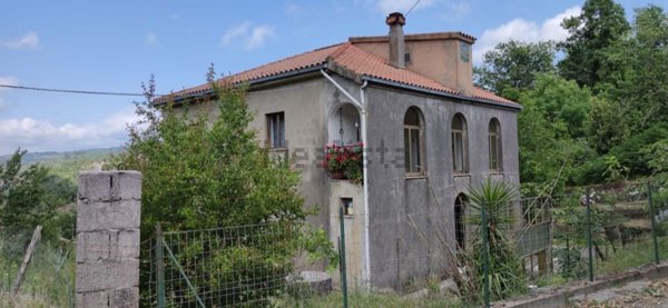 quadrivano in vendita a Papasidero