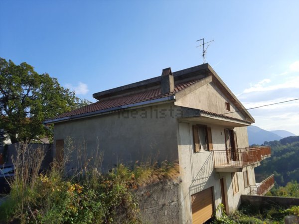 casa indipendente in vendita a Papasidero in zona Tremoli