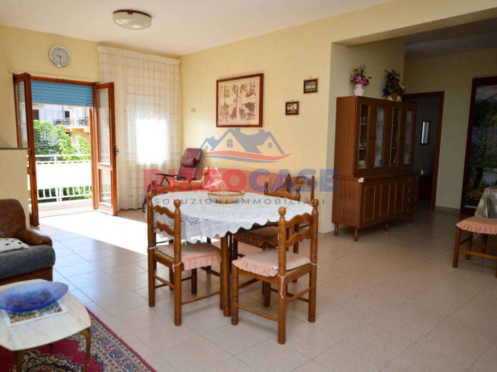 appartamento in vendita a Pietrapaola