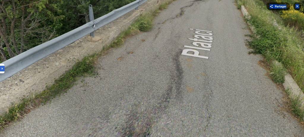 negozio in vendita a Plataci