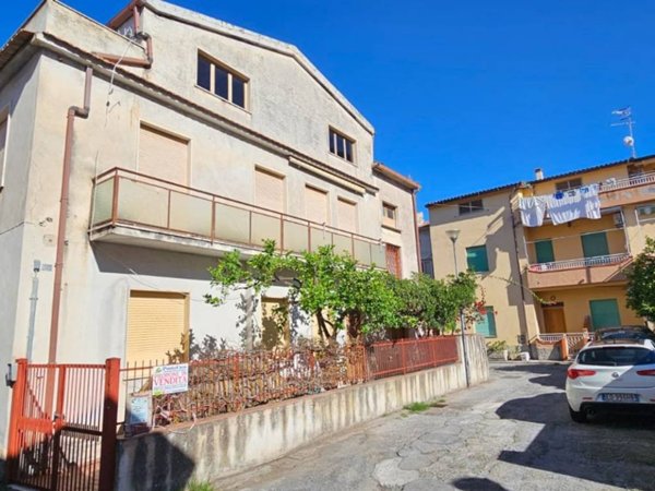 intera palazzina in vendita a Praia a Mare