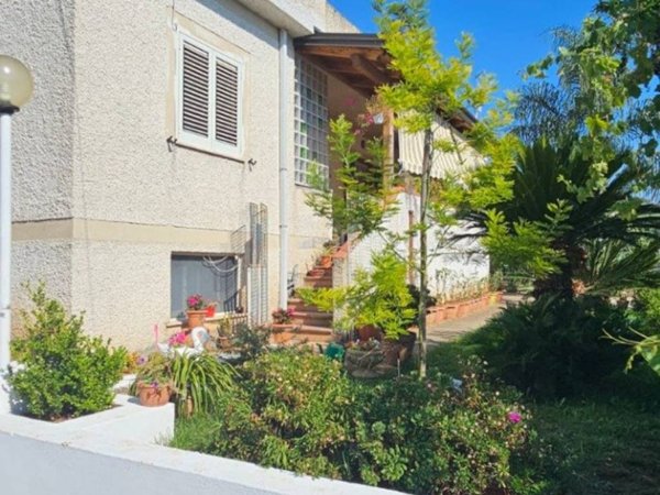 casa indipendente in vendita a Praia a Mare