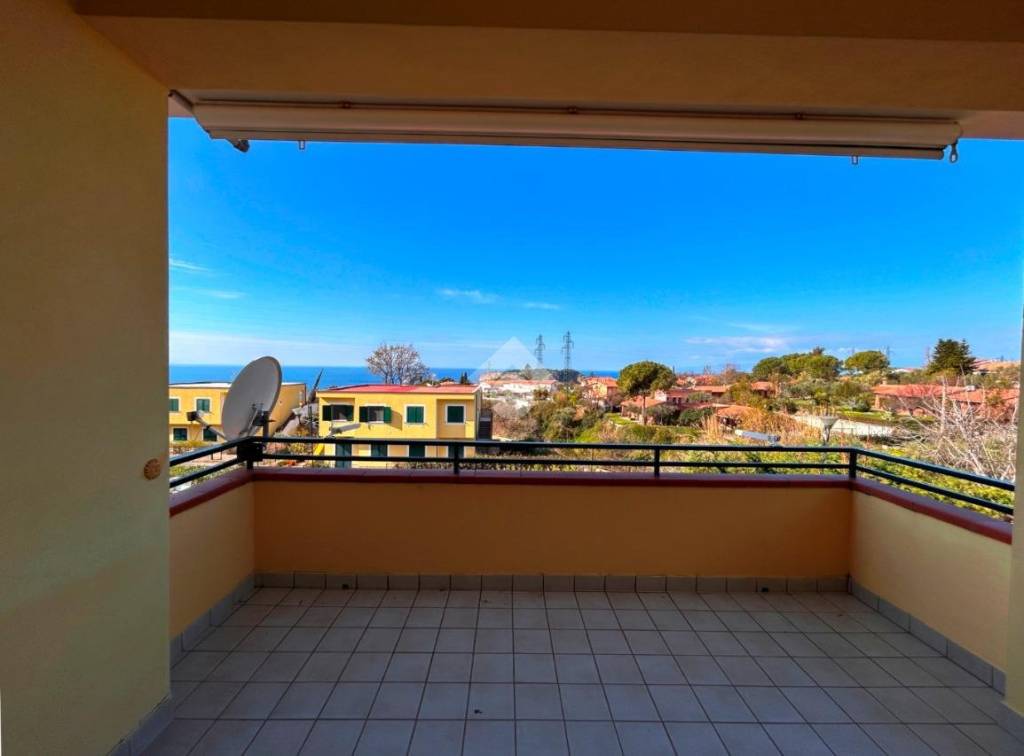 casa indipendente in vendita a Praia a Mare in zona Foresta