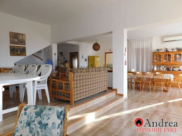 casa indipendente in vendita a Praia a Mare