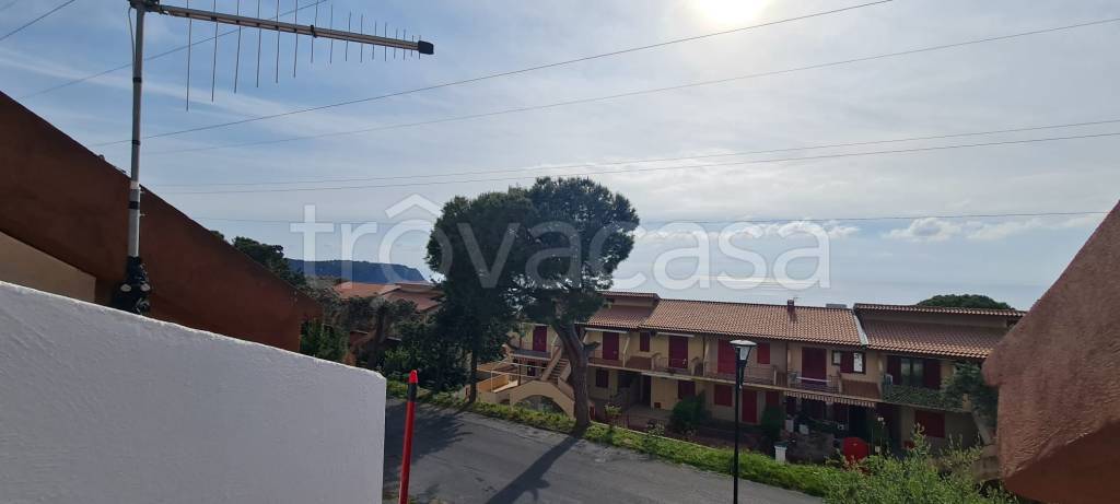 appartamento in vendita a Praia a Mare in zona Fortino