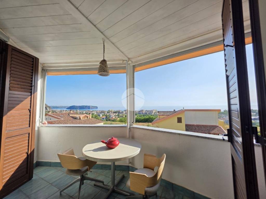 casa indipendente in vendita a Praia a Mare