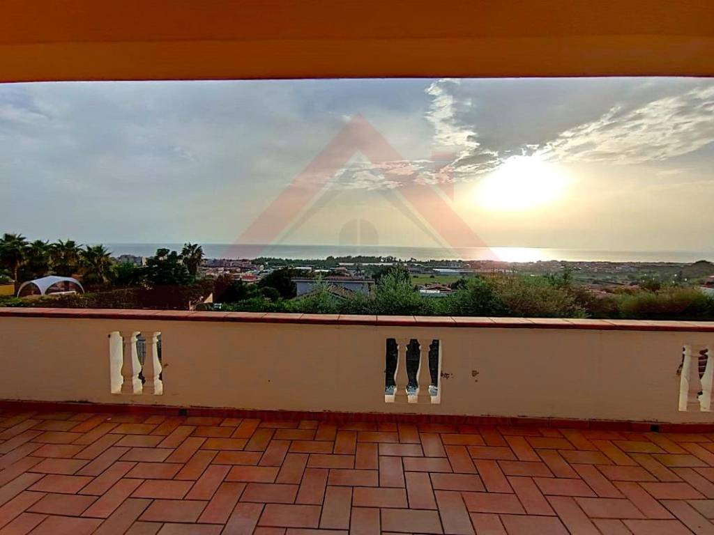 casa indipendente in vendita a Praia a Mare