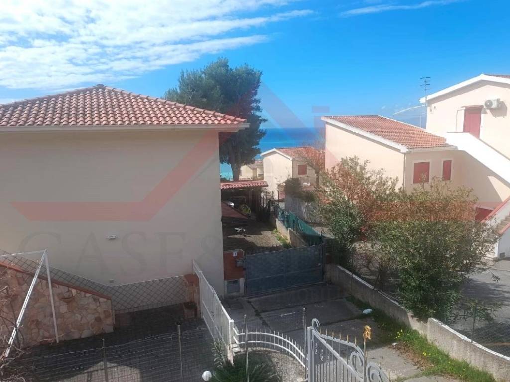 appartamento in vendita a Praia a Mare in zona Foresta