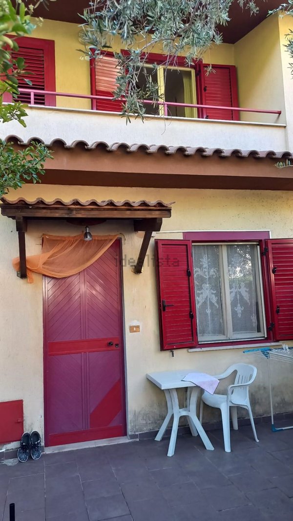 casa indipendente in vendita a Praia a Mare in zona Fortino