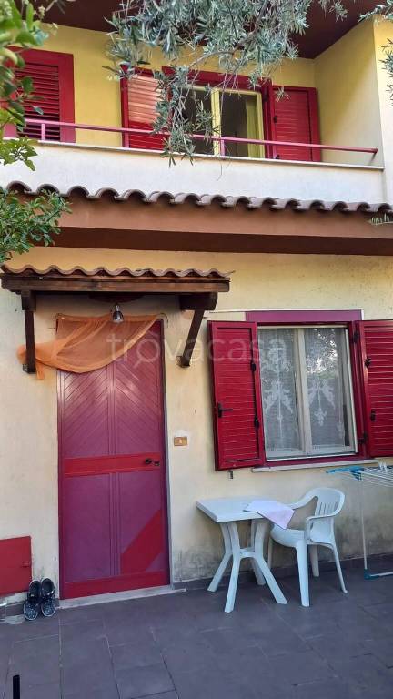 casa indipendente in vendita a Praia a Mare in zona Fortino