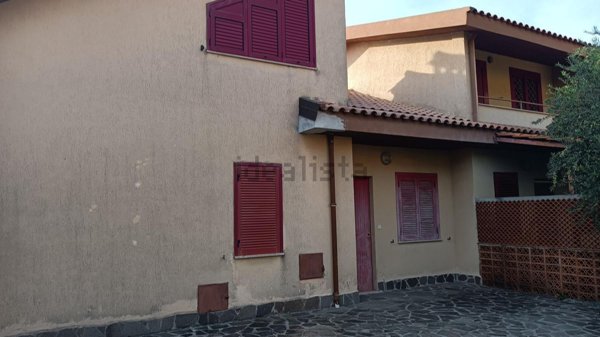 casa indipendente in vendita a Praia a Mare in zona Fortino