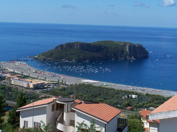 appartamento in vendita a Praia a Mare