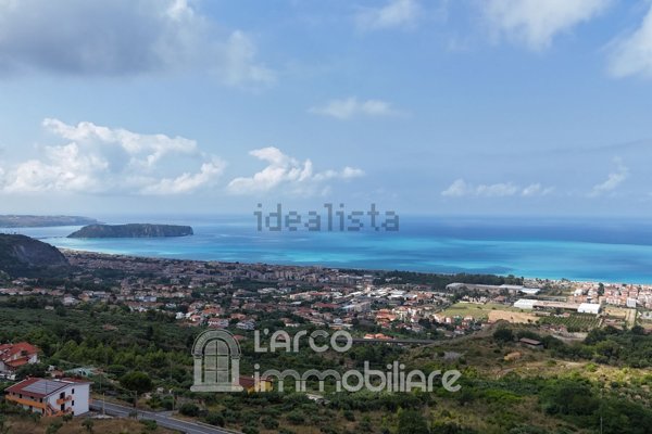 casa semindipendente in vendita a Praia a Mare