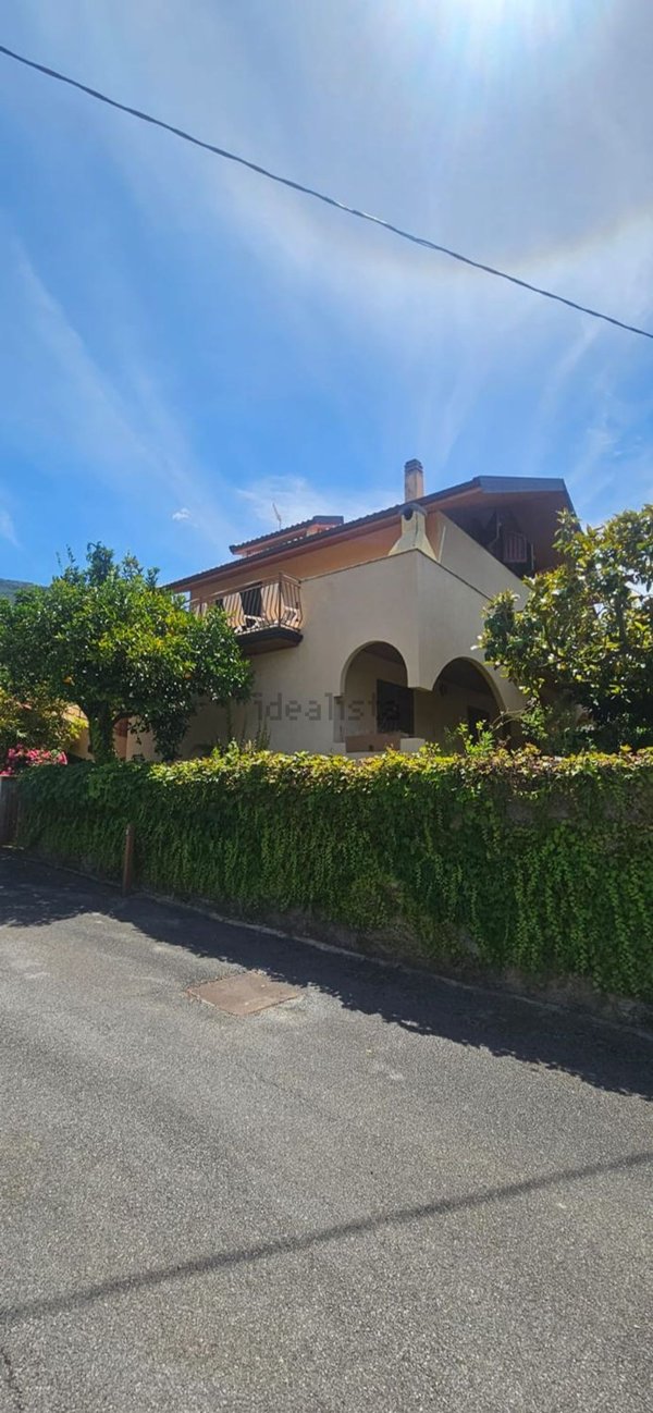 appartamento in vendita a Praia a Mare in zona Foresta