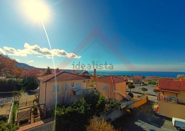 casa indipendente in vendita a Praia a Mare in zona Foresta