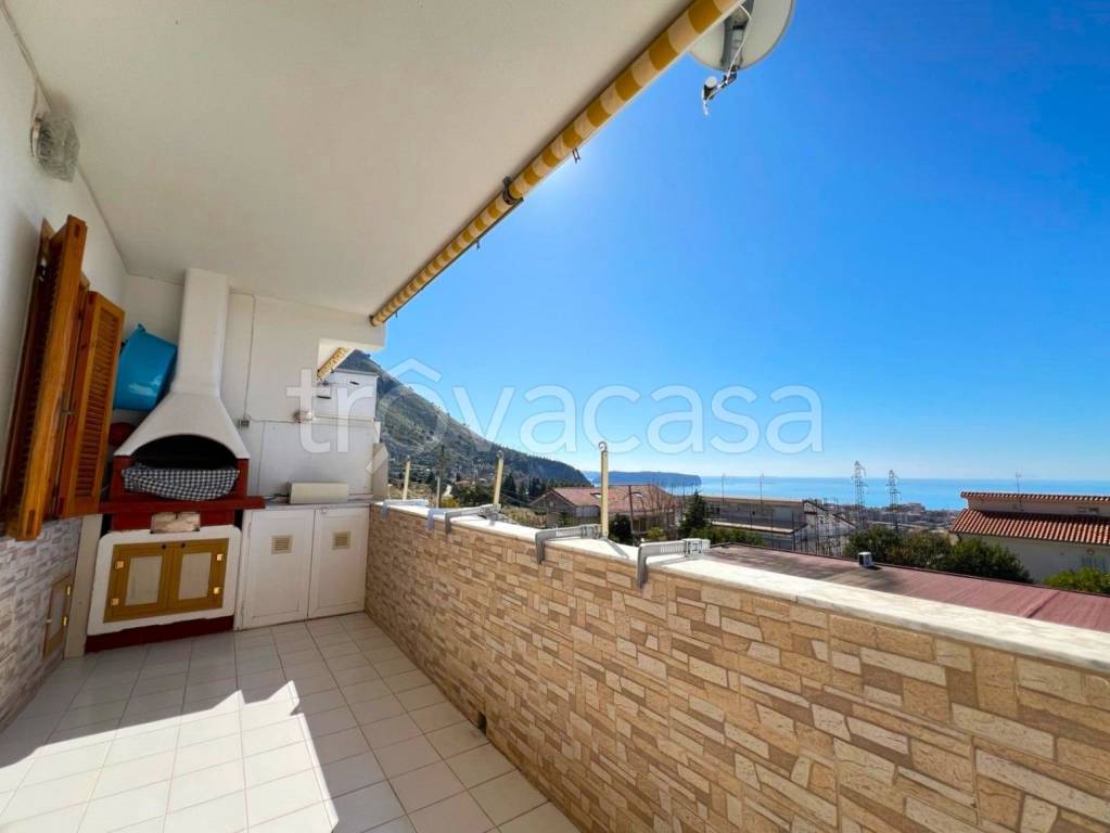 appartamento in vendita a Praia a Mare in zona Colcinello