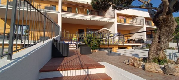 casa indipendente in vendita a Praia a Mare