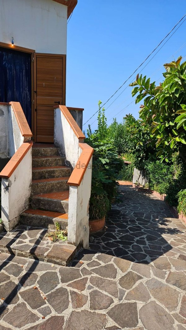 appartamento in vendita a Praia a Mare in zona Fiuzzi