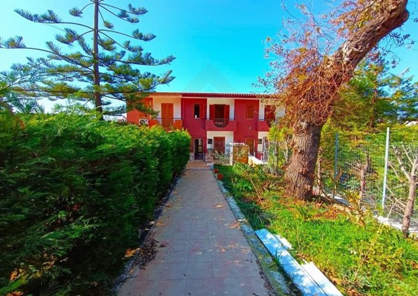 casa indipendente in vendita a Praia a Mare