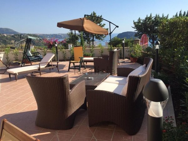 casa indipendente in vendita a Praia a Mare