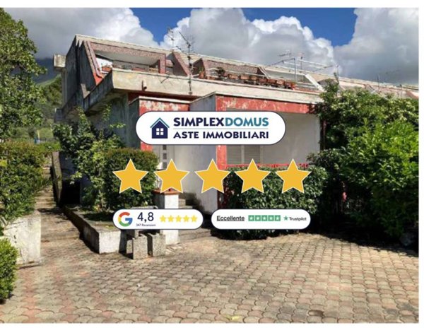 appartamento in vendita a Praia a Mare in zona Foresta