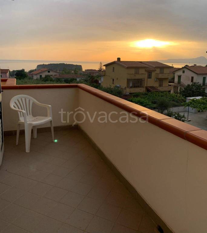 appartamento in vendita a Praia a Mare in zona Foresta