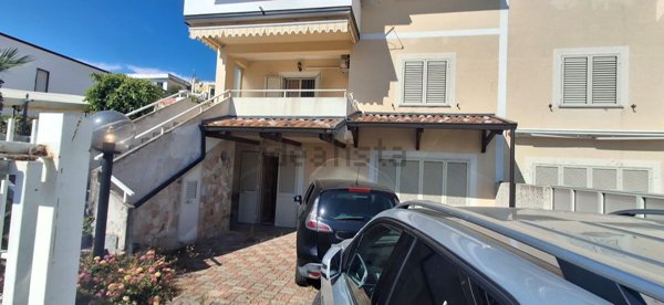 casa indipendente in vendita a Praia a Mare in zona Viscigliosa